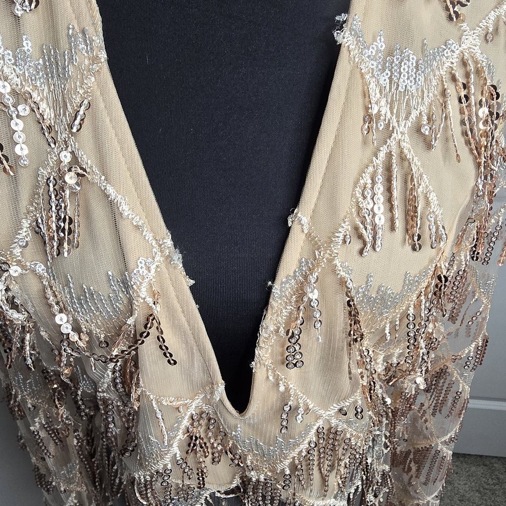 PrettyLittleThing Rose Gold Tassel Sequin Plunge Jumpsuit Sheer US 10 - Picture 4 of 8